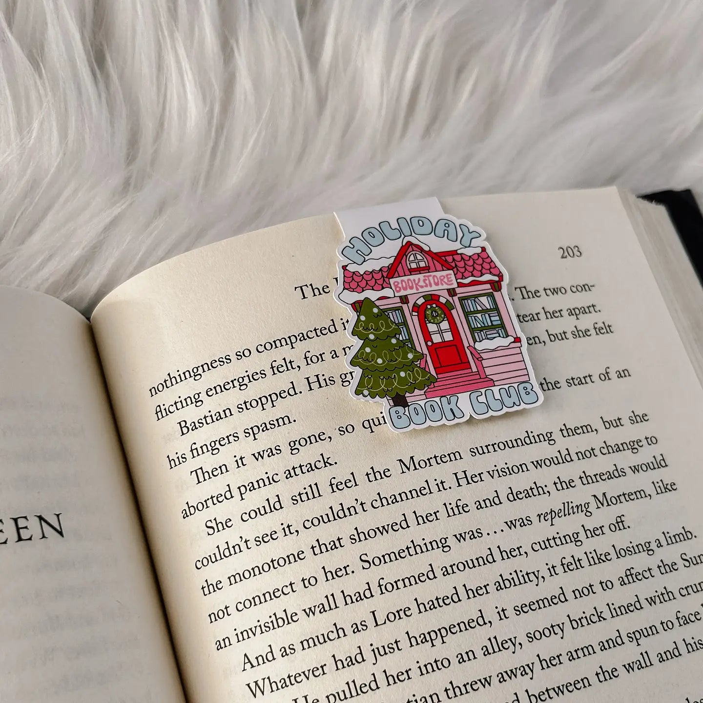 Holiday Book Club Magnetic Bookmark