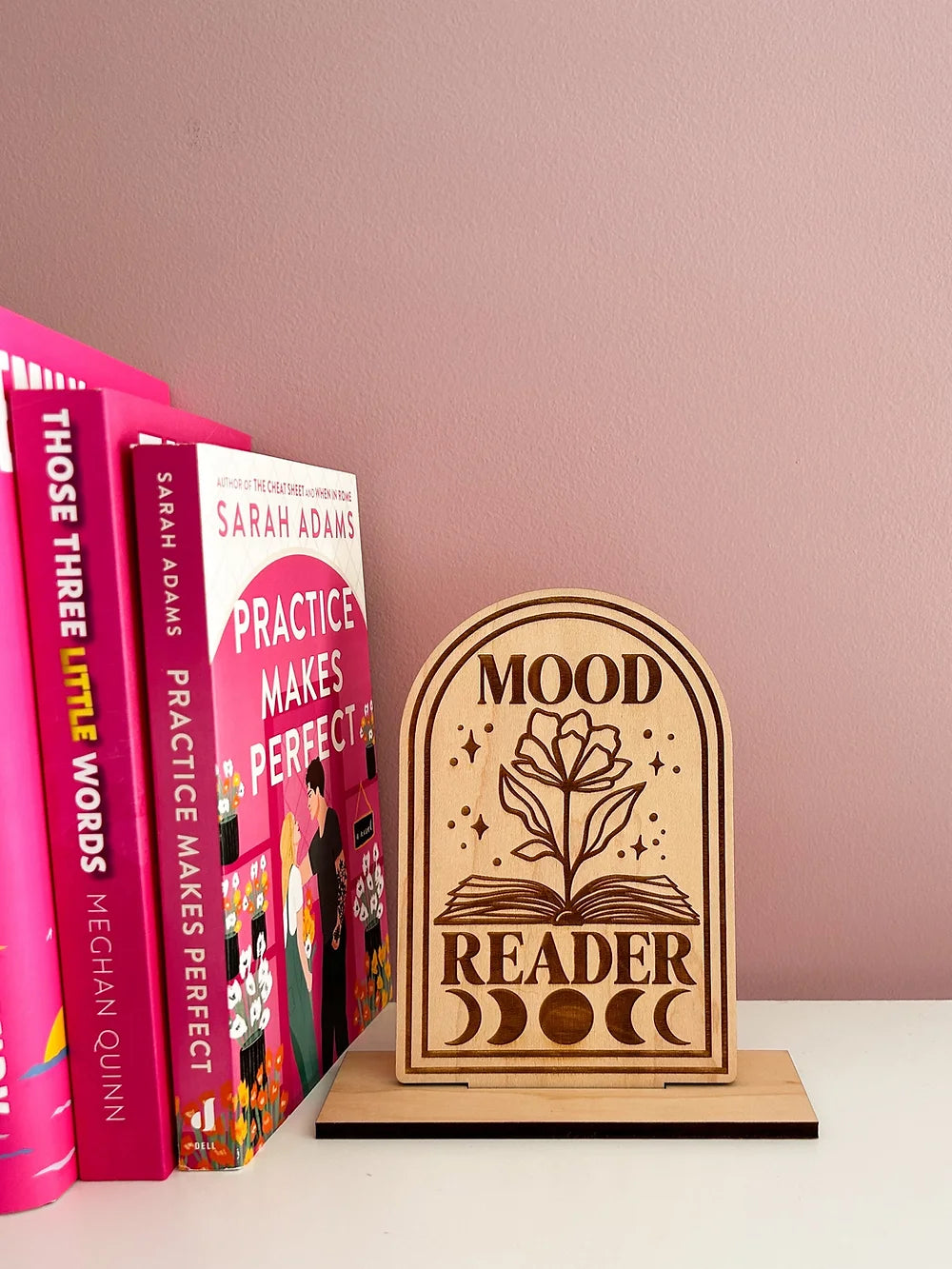 Mood Reader Shelf Sitter w/ Stand